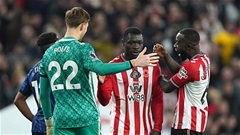 Sunderland là 'kẻ thù lớn' của các CLB thành London