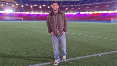 Lionel Messi trở lại Barcelona