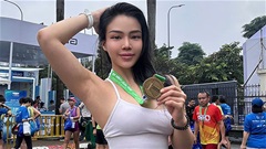Hot girl nóng bỏng gây sốt giải marathon 21km