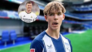 ‘Toni Kroos mới' khiến cả châu Âu sục sôi là ai?