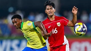 Liverpool tính nổ ‘bom tấn’ 17 tuổi khiến châu Âu phát sốt