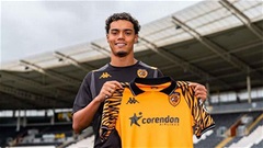 Con trai Ronaldinho tự tin viết câu chuyện thành công của riêng mình ở Anh