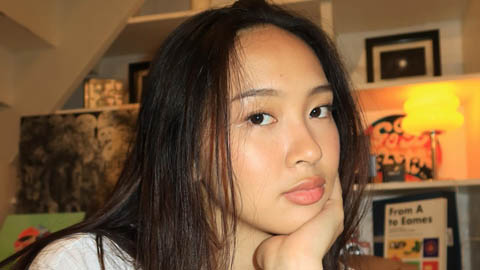 Hoa khôi bóng chuyền khiến fan 'tan chảy' với loạt ảnh bikini nóng bỏng