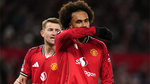 Fan MU suy sụp, đòi bán gấp một cầu thủ sau trận thua Everton