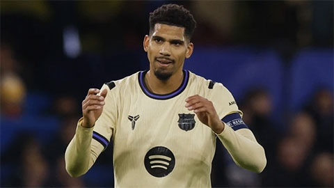 Sao Barca bị chỉ trích dữ dội, CĐV yêu cầu 'rời đội ngay lập tức'