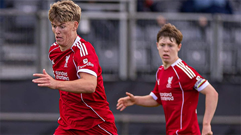 Theo chân đàn anh đội 1, U18 Liverpool thua thảm trước U18 MU