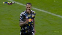 Trực tiếp Man City 2-2 Leeds: Đội khách gỡ hoà trên chấm phạt đền