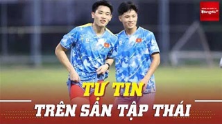 Toàn cảnh U22 Việt Nam tập buổi đầu trên đất Thái: Đình Bắc - Viktor Lê cực sung dù chưa được chợp mắt