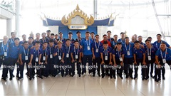 U22 Việt Nam đến Thái Lan, ở chung khách sạn với chủ nhà 