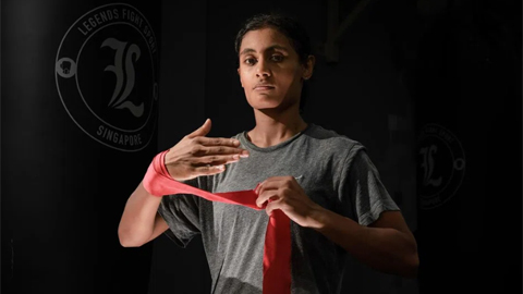 Ngày... ướp xác, đêm tập luyện, nữ võ sĩ quyết chinh phục SEA Games 33