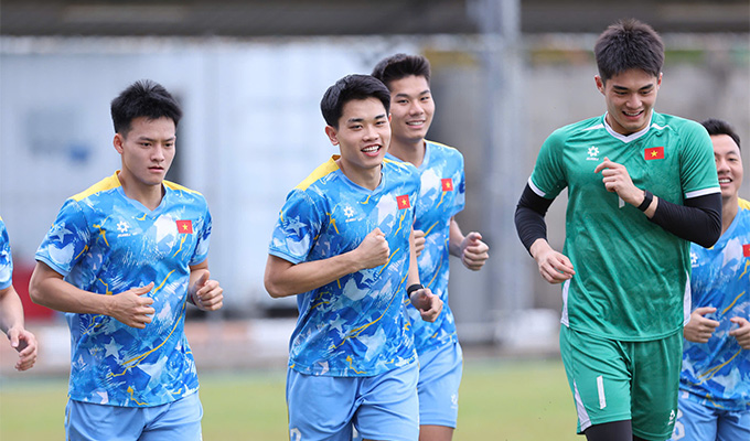 HLV Kim Sang Sik ra quyết định bất ngờ với U22 Việt Nam