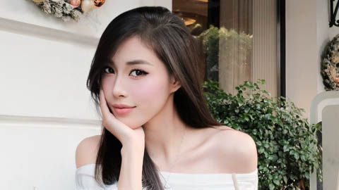 Hot girl bóng chuyền Đặng Thu Huyền khoe vẻ đẹp mê hồn