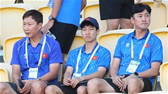 HLV Kim Sang Sik phản ứng bất ngờ khi xem U22 Malaysia thắng Lào