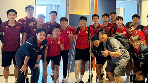 U22 Việt Nam có hành động gây sốt với cầu thủ Lào