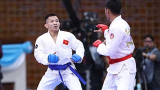 VIDEO "Quỷ lùn" Đào Hồng Sơn bị đối thủ Thái Lan đấm tím mắt nhưng vẫn phấn khởi chia sẻ cảm xúc