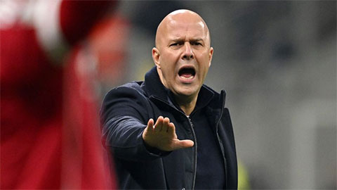 Liverpool có chiến thắng nhờ Slot và... VAR