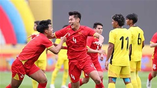 VIDEO Hiểu Minh bật cao đánh đầu dũng mãnh mở tỷ số (U22 Việt Nam 1-0 U22 Malaysia)