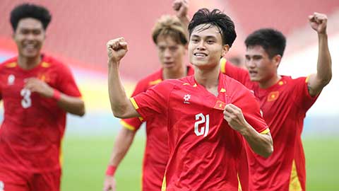 VIDEO Minh Phúc băng cắt đệm bóng chính xác nâng tỷ số (Trực tiếp: U22 Việt Nam 2-0 U22 Malaysia)