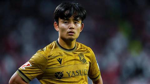 Take Kubo sa sút khó tin, Real Sociead lao đao