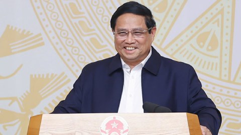 Thủ tướng chúc mừng hai đội tuyển bóng đá Việt Nam