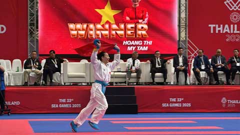 Đinh Thị Hương vừa đánh vừa trêu đối thủ Indonesia, giành HCV Karate