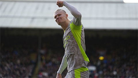 Lịch thi đấu 5 vòng tới ủng hộ Man City hay Arsenal?