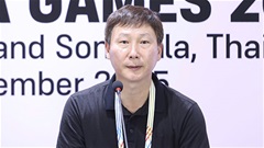 HLV Kim Sang Sik: 'U22 Việt Nam may mắn mới thắng Philippines'
