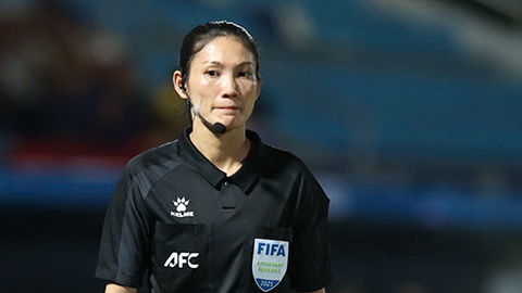 Trợ lý trọng tài khiến ĐT nữ Việt Nam mất oan bàn thắng ở chung kết là ai?