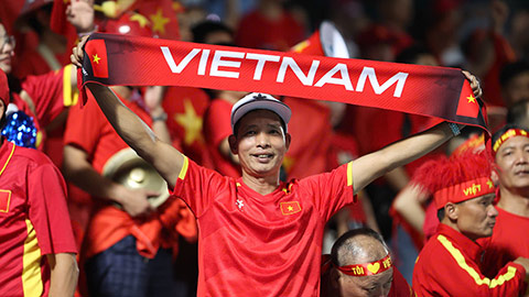 Chung kết U22 Việt Nam vs U22 Thái Lan 'sốt', khán giả coi chừng vé chợ đen