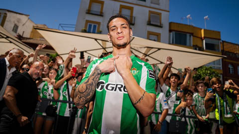 Antony tỏa sáng trong trận đấu cuối của Betis ở năm 2025