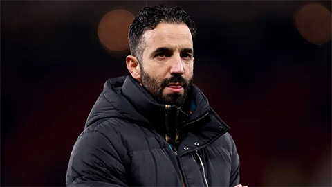 MU sẽ mua thêm hai tiền vệ