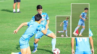 Viktor Lê vắt chéo chân chuyền để Đình Bắc triển skill của Antony, U23 Việt Nam ban bật chóng mặt