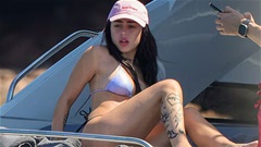 Bồ cũ Yamal khiến fan xôn xao