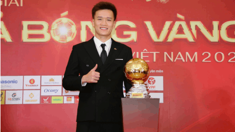 Trực tiếp Gala trao Quả bóng vàng Việt Nam 2025: Hoàng Đức sáng cửa