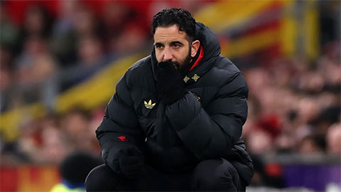 Vì sao Ruben Amorim thay đổi sơ đồ của MU trước Wolves?