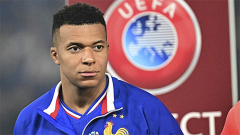 Cảnh sát phải về 'hưu non' vì nhận tiền của Kylian Mbappe