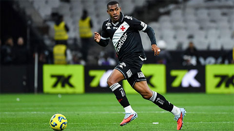 MU tiến sát thần đồng người Brazil