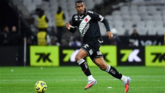 MU tiến sát thần đồng người Brazil