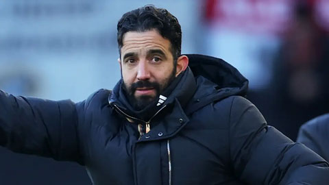 Amorim thách thức BLĐ MU, chỉ ra sự khác biệt giữa Sesko và Hojlund