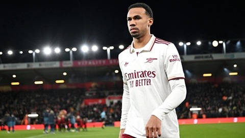 Gabriel Malgahaes khiến các tiền đạo Arsenal xấu hổ
