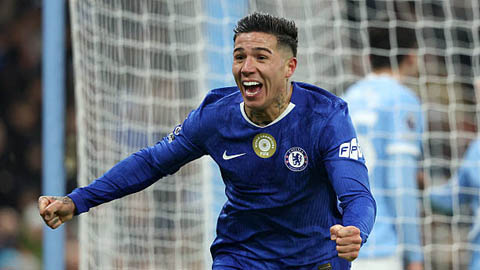 Đẳng cấp Enzo Fernandez cứu rỗi Chelsea trước Man City