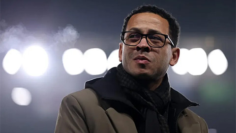 Chelsea công bố hợp đồng khủng với HLV Rosenior