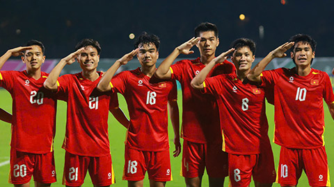 CĐV châu Á sửng sốt, ngả mũ nể phục U23 Việt Nam