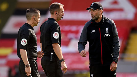 Trọng tài xúc phạm HLV Jurgen Klopp bị tù treo