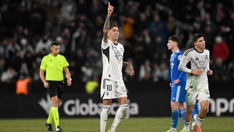 'Kẻ hạ sát' Real Madrid lẽ ra đã chơi bóng ở Thái Lan