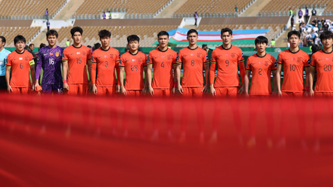 CĐV Trung Quốc phản ứng đầy bất ngờ khi nói về đội nhà