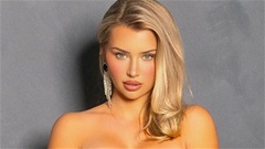 Mikayla Demaiter được khen đẹp hơn AI