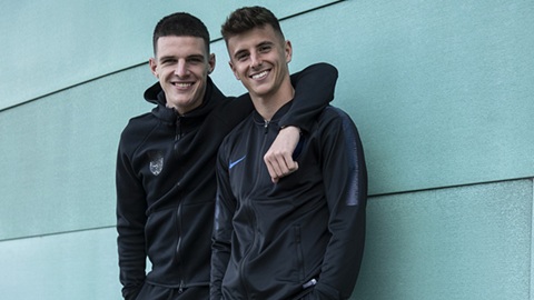 Chelsea chuyên đào tạo tài năng cho... đối thủ