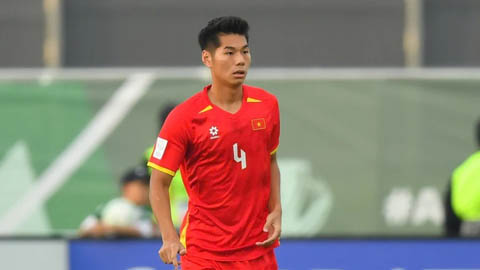 Hiểu Minh đứt dây chằng đầu gối, cần nghỉ bao lâu?