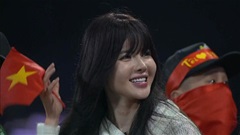 Phát hiện danh tính fan nữ xinh đẹp, cổ vũ hết mình cho U23 Việt Nam